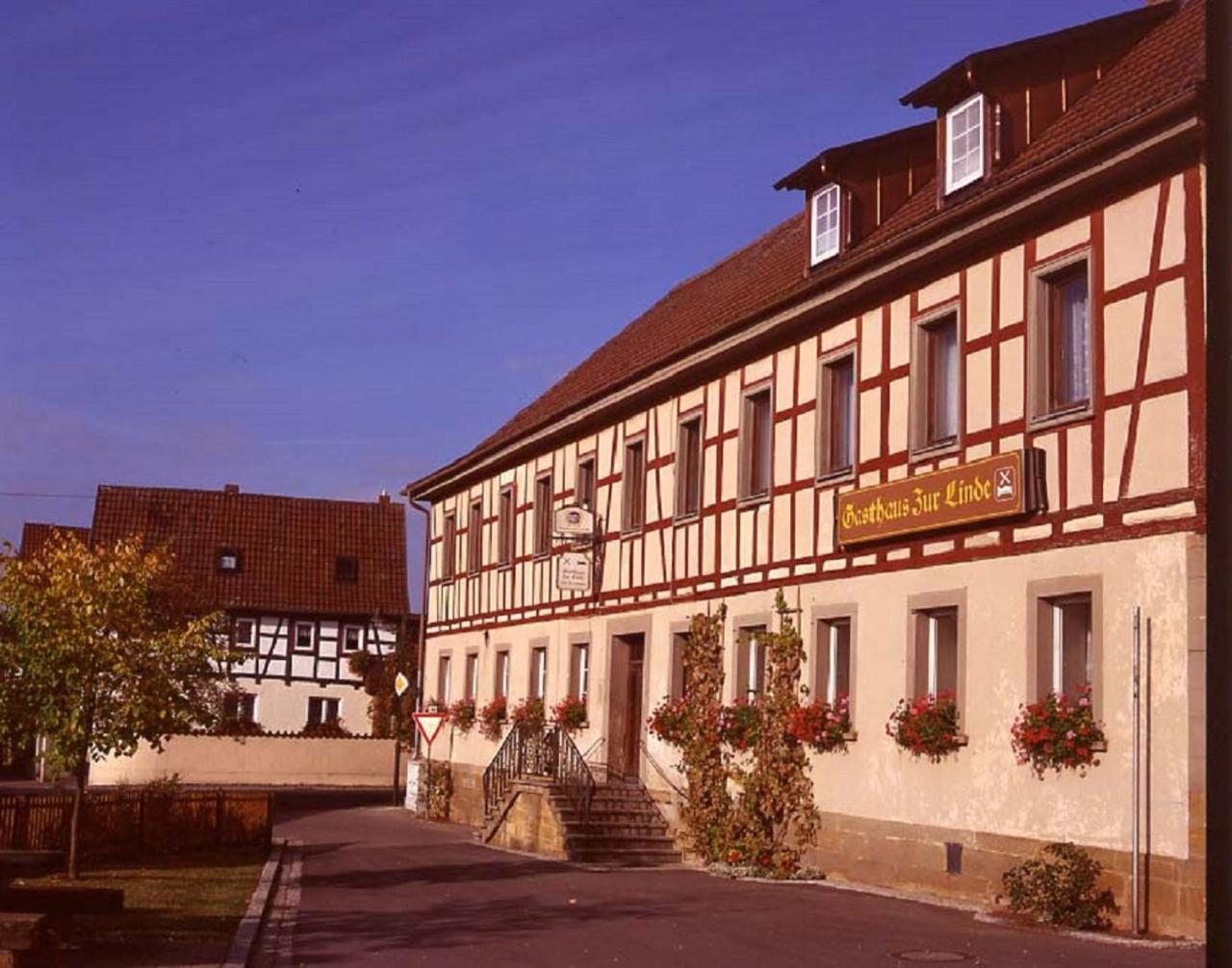 Landgasthof "Zur Linde" Irmelshausen المظهر الخارجي الصورة